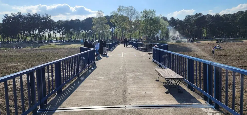 EGE'yi Andıran Keşfedilmemiş Güzelliğiyle İznik Gölü Karavan Kampı – La Cabana Camping
