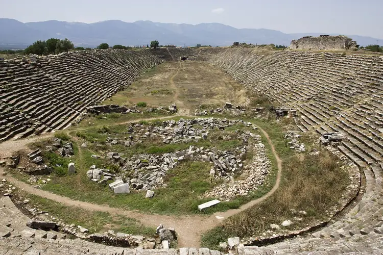 Afrodisias Örenyeri (Tetrapylon, Agora, Tiyatro ve Stadyum) - Fotoğraf 3