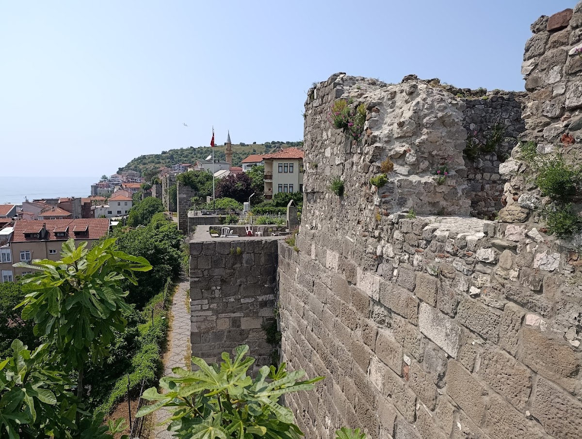 Amasra Tarihi Merkezi, Kalesi ve Kemer Köprü - Fotoğraf 2