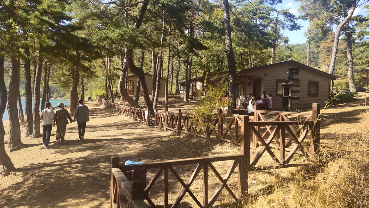 Boraboy Gölü Tabiat Parkı Kamp Alanı - Fotoğraf 2