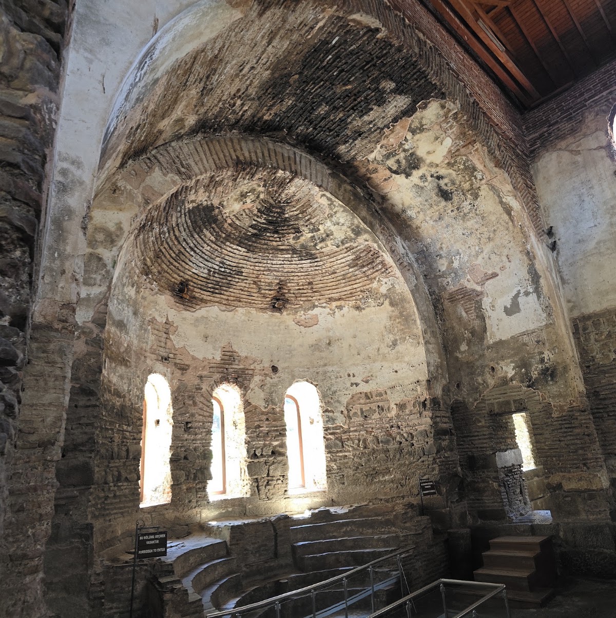 İznik Ayasofya Orhan Camii - Fotoğraf 2