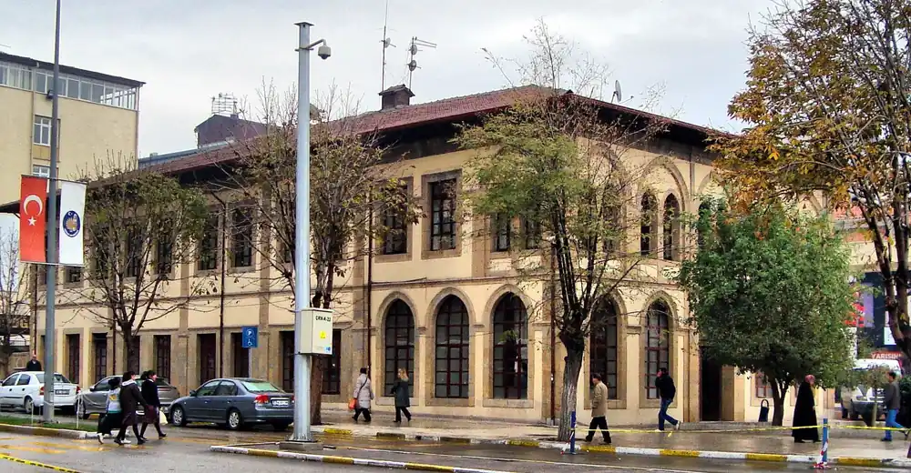 Mutaflar Mahallesi ve Tarihi İskilip Arastası