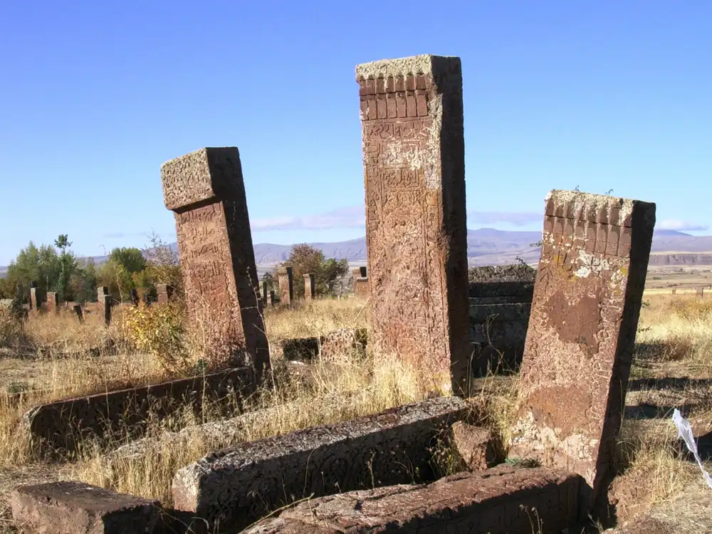 Ahlat Selçuklu Meydan Mezarlığı ve Harabekent - Fotoğraf 3