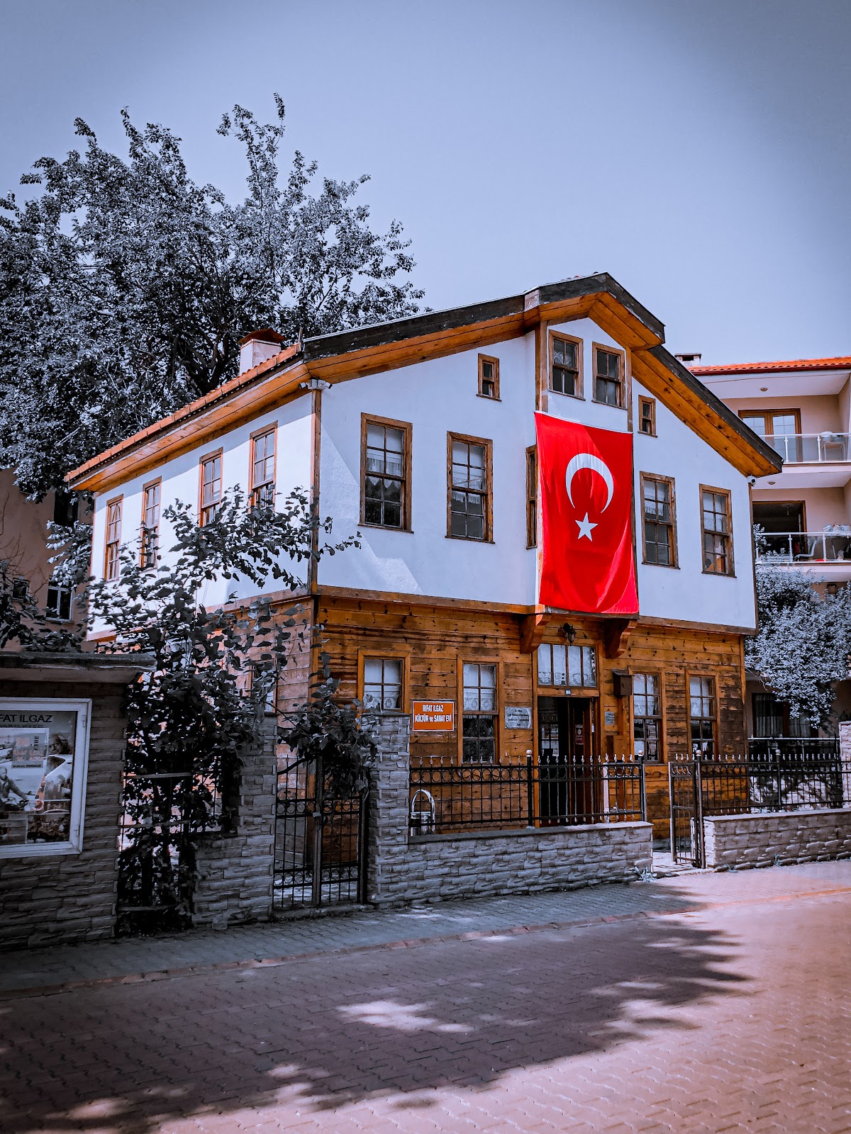 Cide Rıfat Ilgaz Kültür ve Sanat Evi - Fotoğraf 1