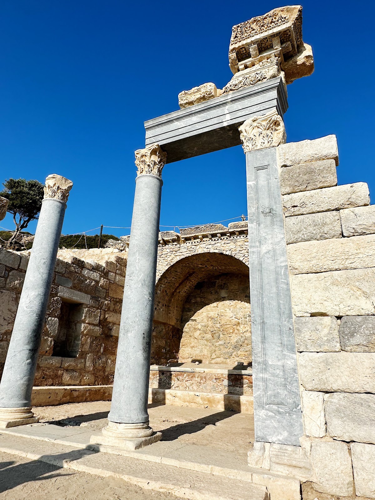 Knidos Antik Kenti ve Deveboynu Deniz Feneri - Fotoğraf 1