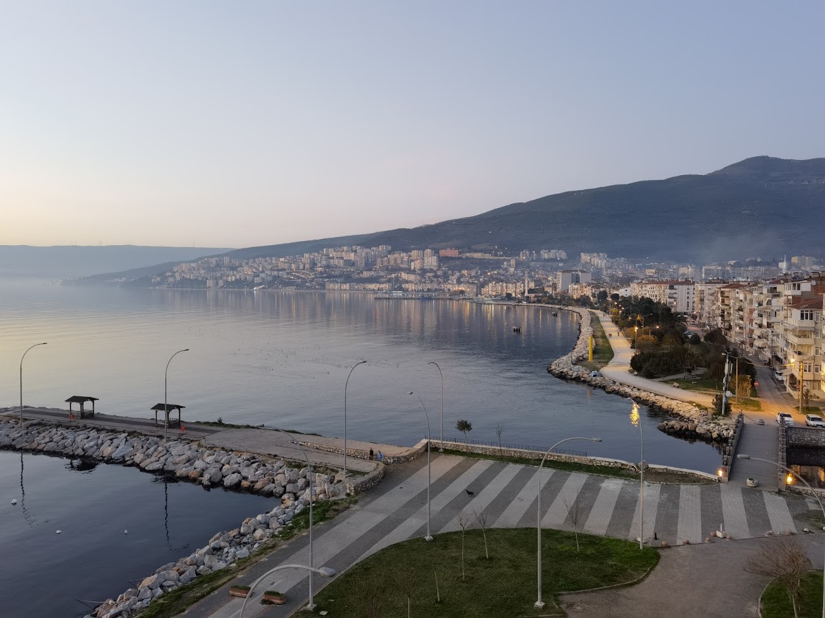 Gemlik - Narlı Sahil Şeridi - Fotoğraf 2