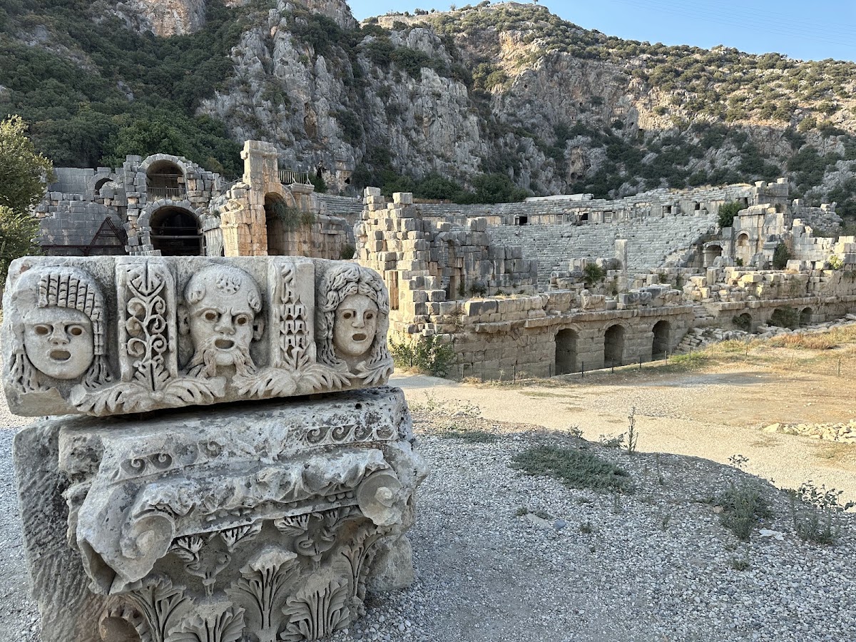 Myra Antik Kenti ve Kaya Mezarları - Fotoğraf 2