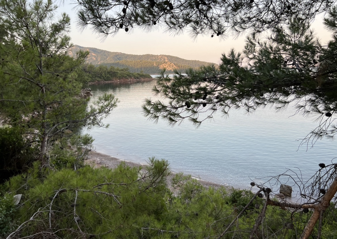 Hisarönü ve İbrikbükü Sahil Koyu Marmaris - Fotoğraf 1