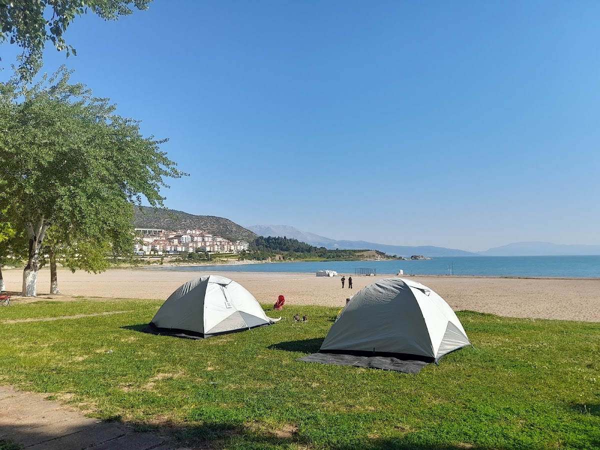 Eğirdir Gölü Altınkum Camping - Fotoğraf 1
