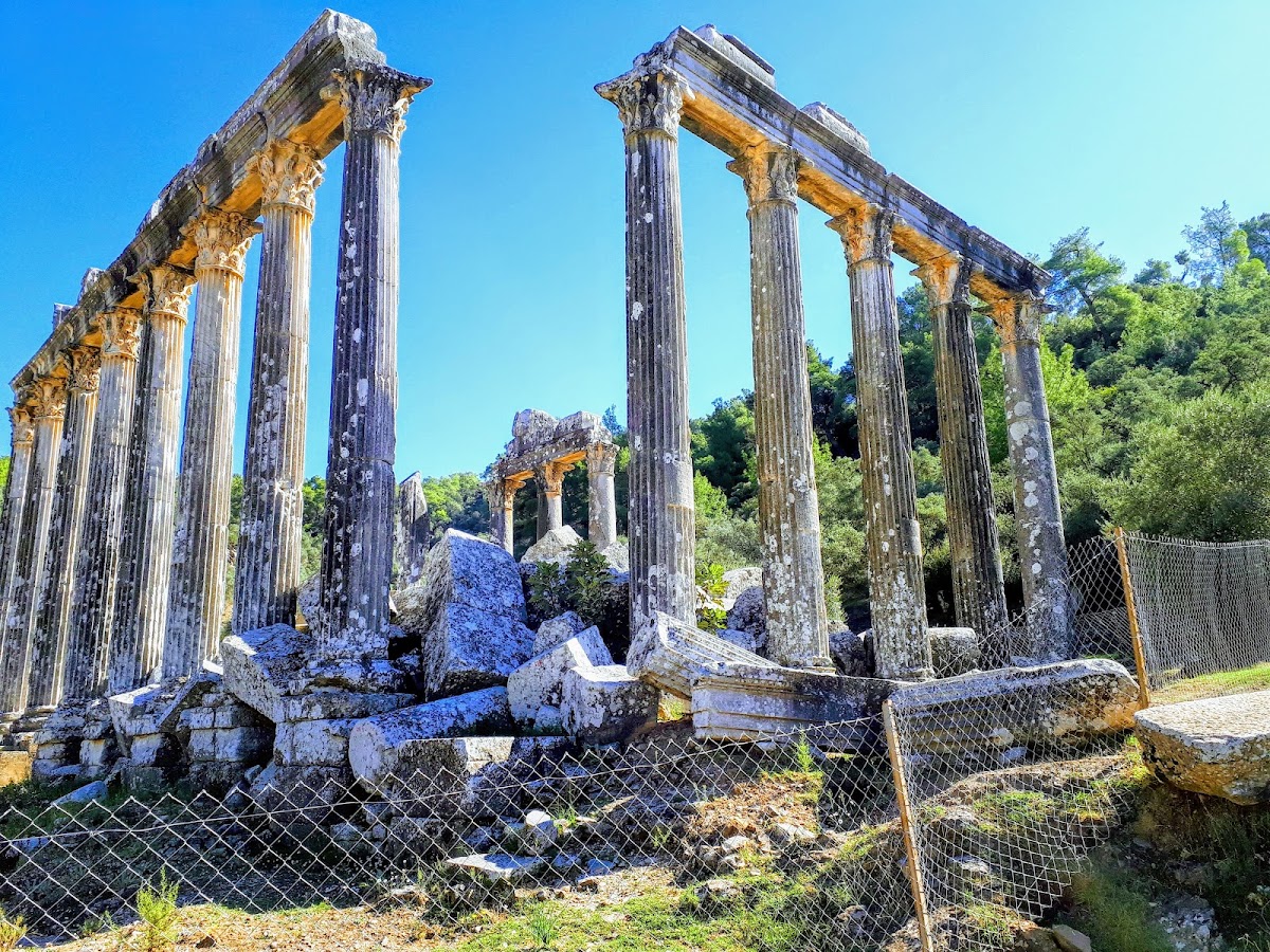 Euromos Antik Kenti ve Zeus Lepsynos Tapınağı Gezisi