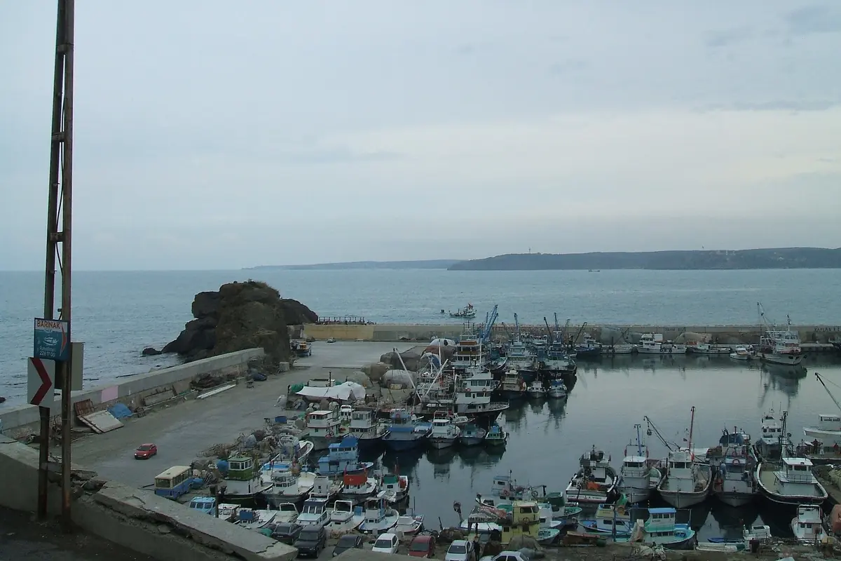 Rumeli Feneri Köyü ve Ceneviz Kalesi - Fotoğraf 3