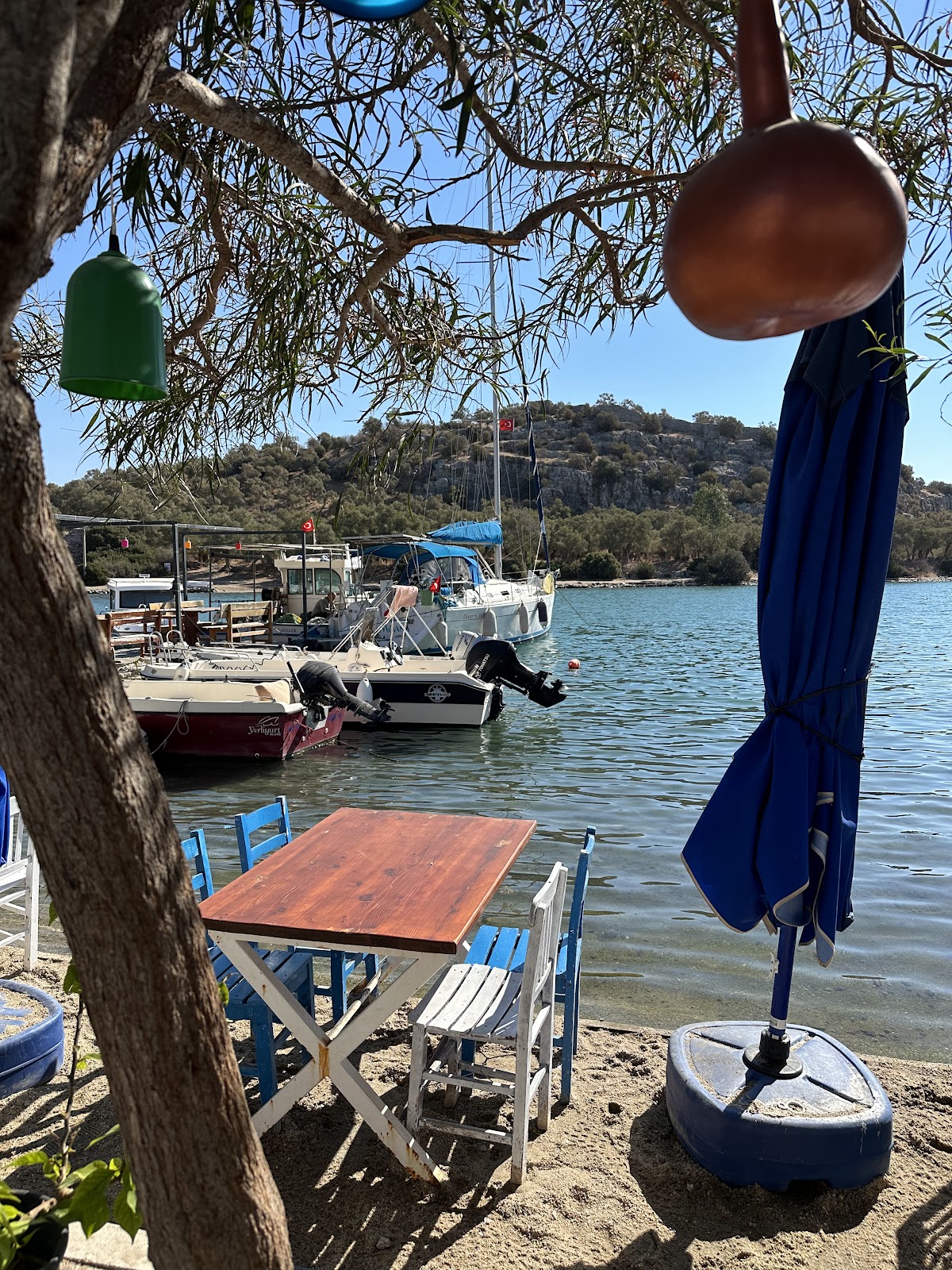 İasos Beyaz Mavi Kamp Alanı - Fotoğraf 2