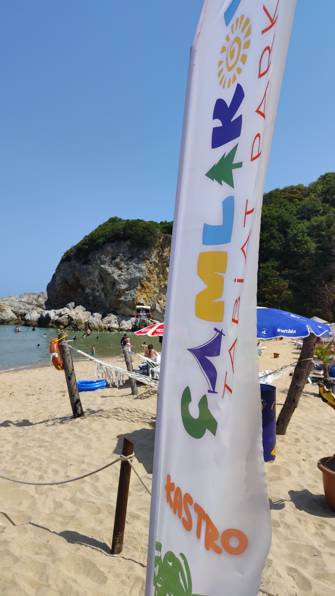 Kastro Karadeniz Plajı ve Kumsal Hattı - Fotoğraf 2