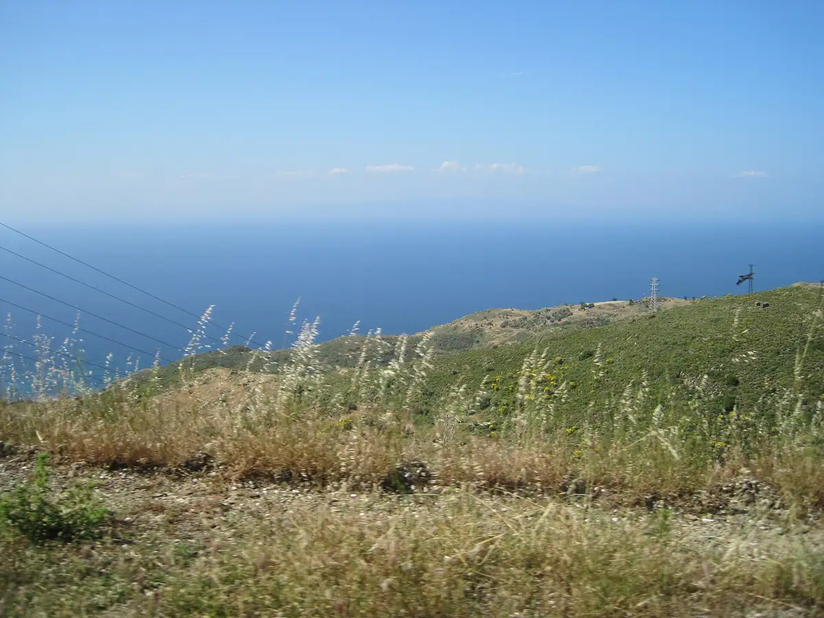 Badembükü Koyu Karaburun - Fotoğraf 4