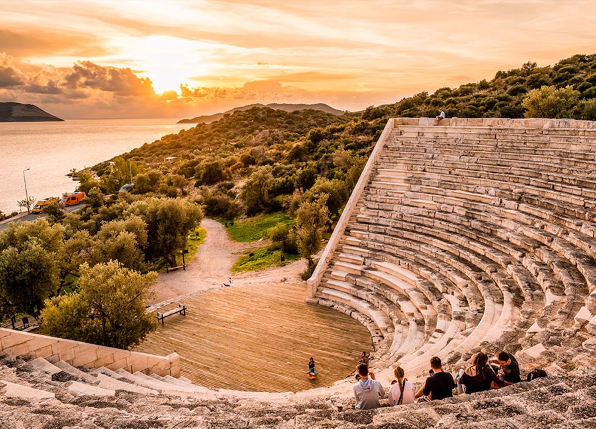 Antiphellos Antik Tiyatrosu - Fotoğraf 1