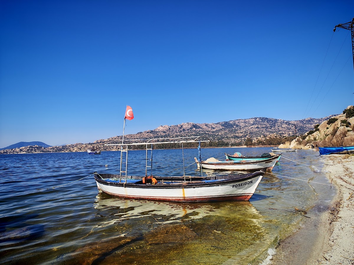 Bafa Gölü Kıyısı Kamp Noktası & Menet Adası - Fotoğraf 1