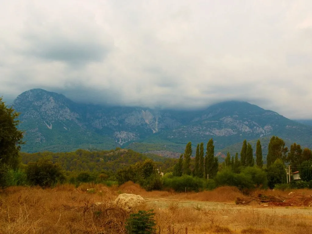 Üçağız Köyü ve Kekova Batık Şehir İskelesi