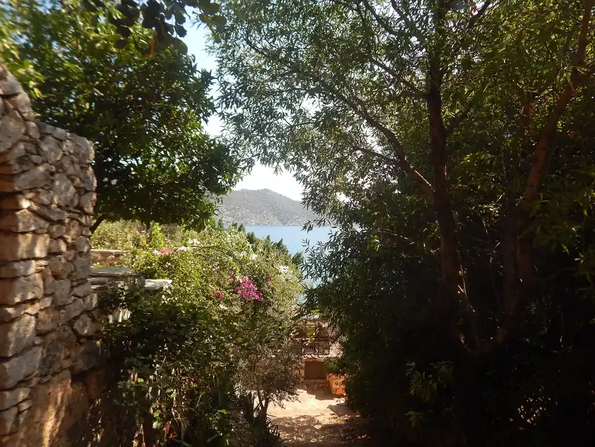 Üçağız Köyü ve Simena Kalesi (Kaleköy) - Fotoğraf 3