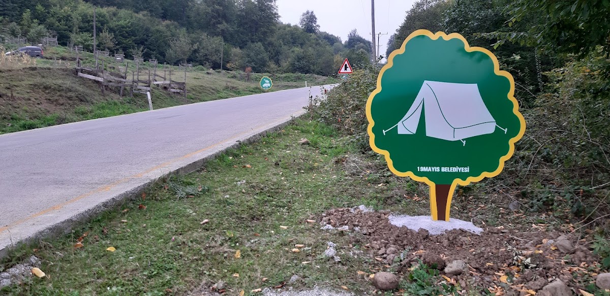 Nebiyan Dağı Etekleri Kamp Alanı (OGM Binası Yanı) - Fotoğraf 1
