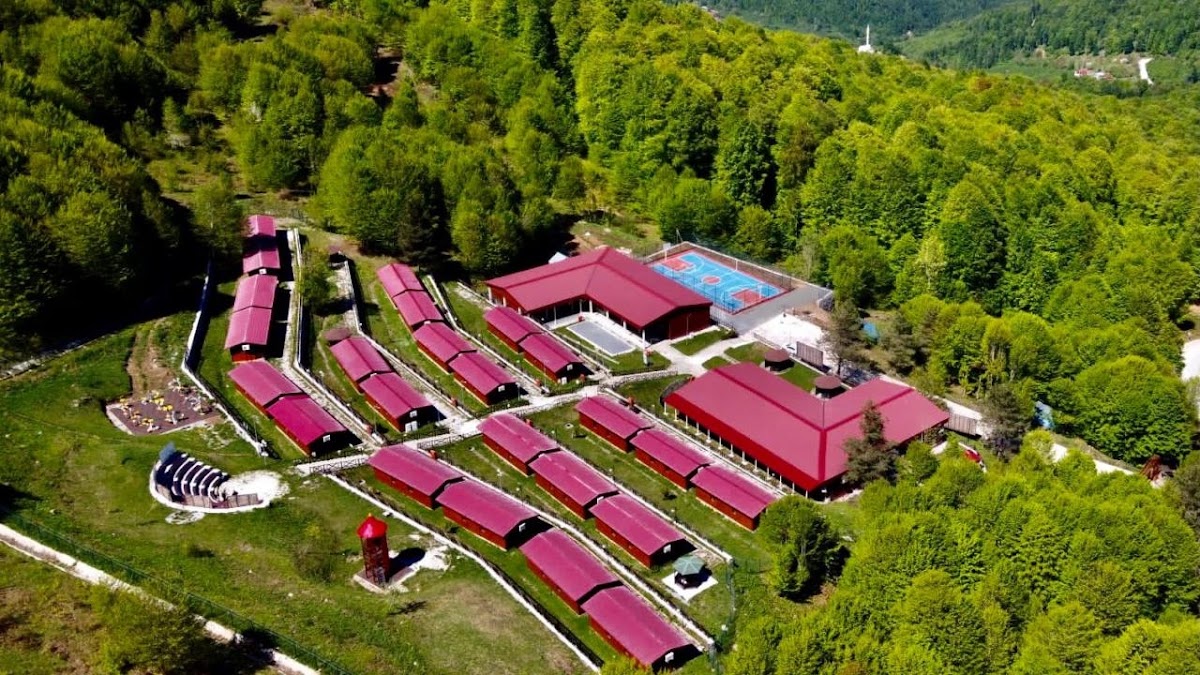 Nebiyan Dağı Etekleri Kamp Alanı (OGM Binası Yanı) - Fotoğraf 2