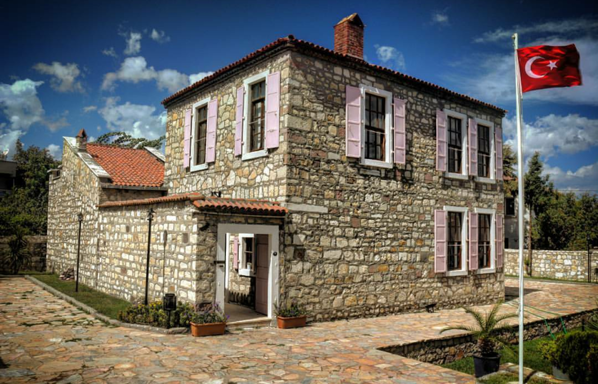 Necati Cumalı Anı Evi ve Sanat Sokağı - Fotoğraf 1
