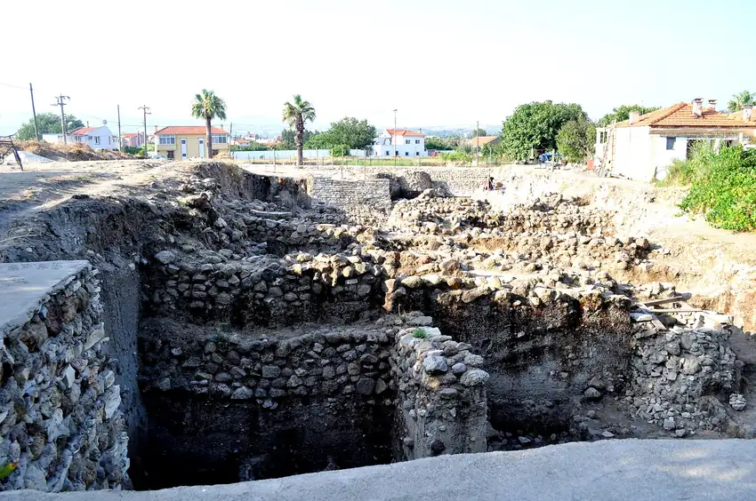 Urla Taş Sokakları, İskele ve Antik Kazı Alanı - Fotoğraf 3